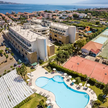 Capo Peloro (adults Only) 4*