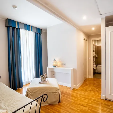 Capo Peloro (adults Only) 4*